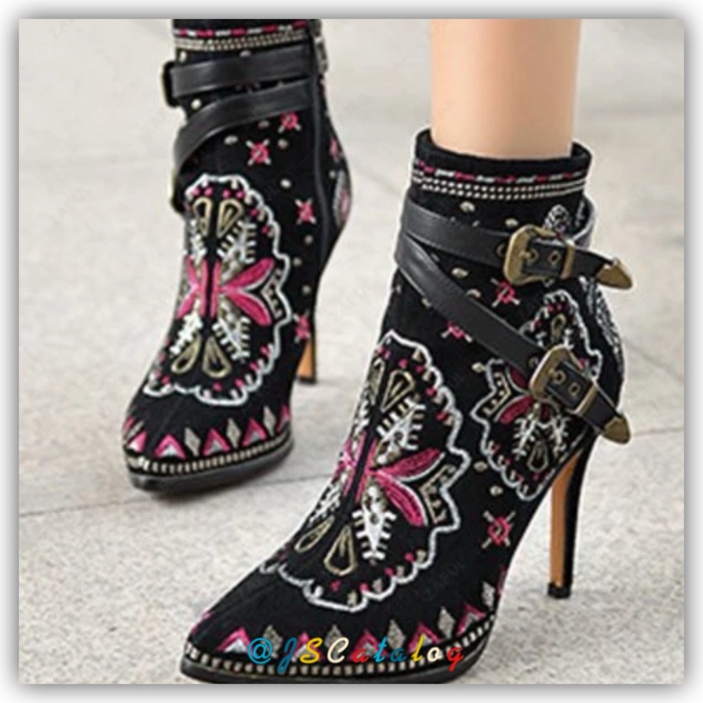 NEW Embroidered Black Patterned Women's Heeled Boots - Size 38 - Picture 6 of 6